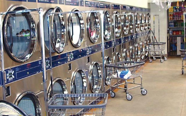 Máy giặt công nghiệp dùng cho khách sạn loại nào tốt nhất