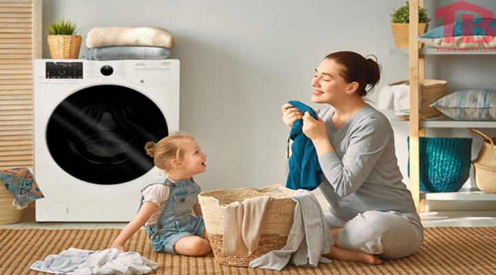 Vệ sinh máy sấy quần áo thường xuyên để quần áo sạch sẽ, thơm tho
